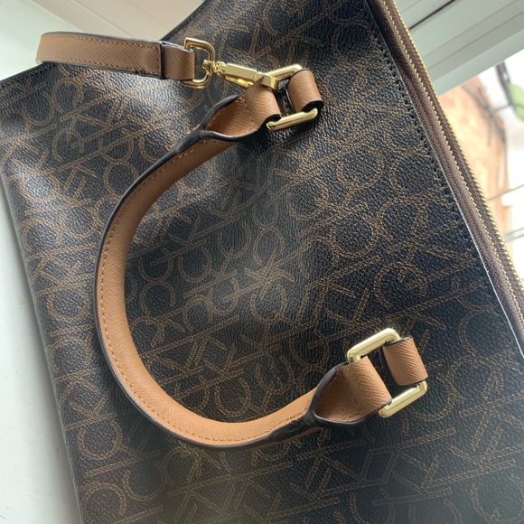 Calvin Klein Brown leather purse - Picture 4 of 4